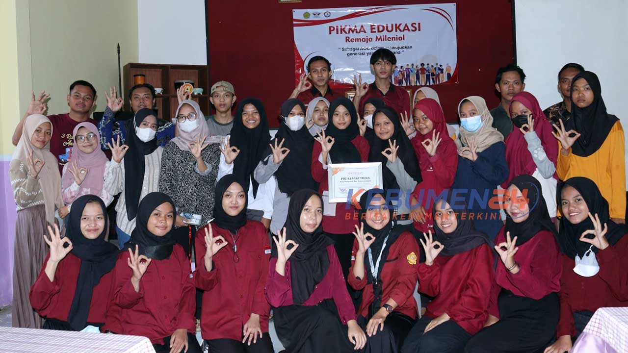 Mahasiswa Universitas Putra Bangsa menggelar PIKMA Edukasi remaja untuk menjauhi backstreet atau hubungan yang dirahasiakan